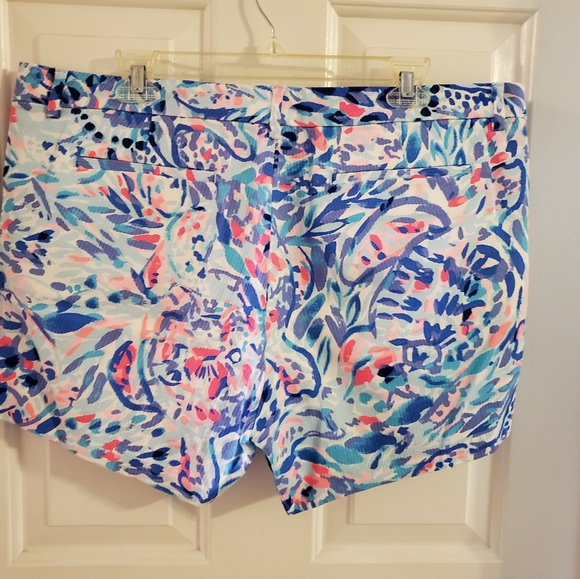 Lilly Pulitzer Callahan short with lace style 1425 - Picture 2 of 4
